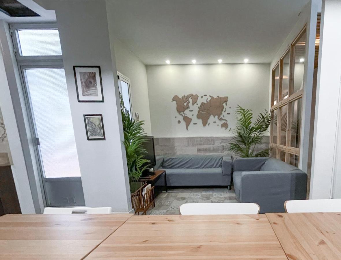 Az The Old Town Hostel - Coliving Saragosse Extérieur photo