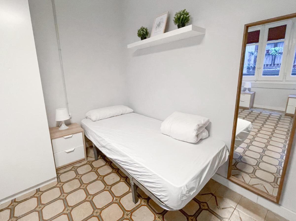 Az The Old Town Hostel - Coliving Saragosse Extérieur photo