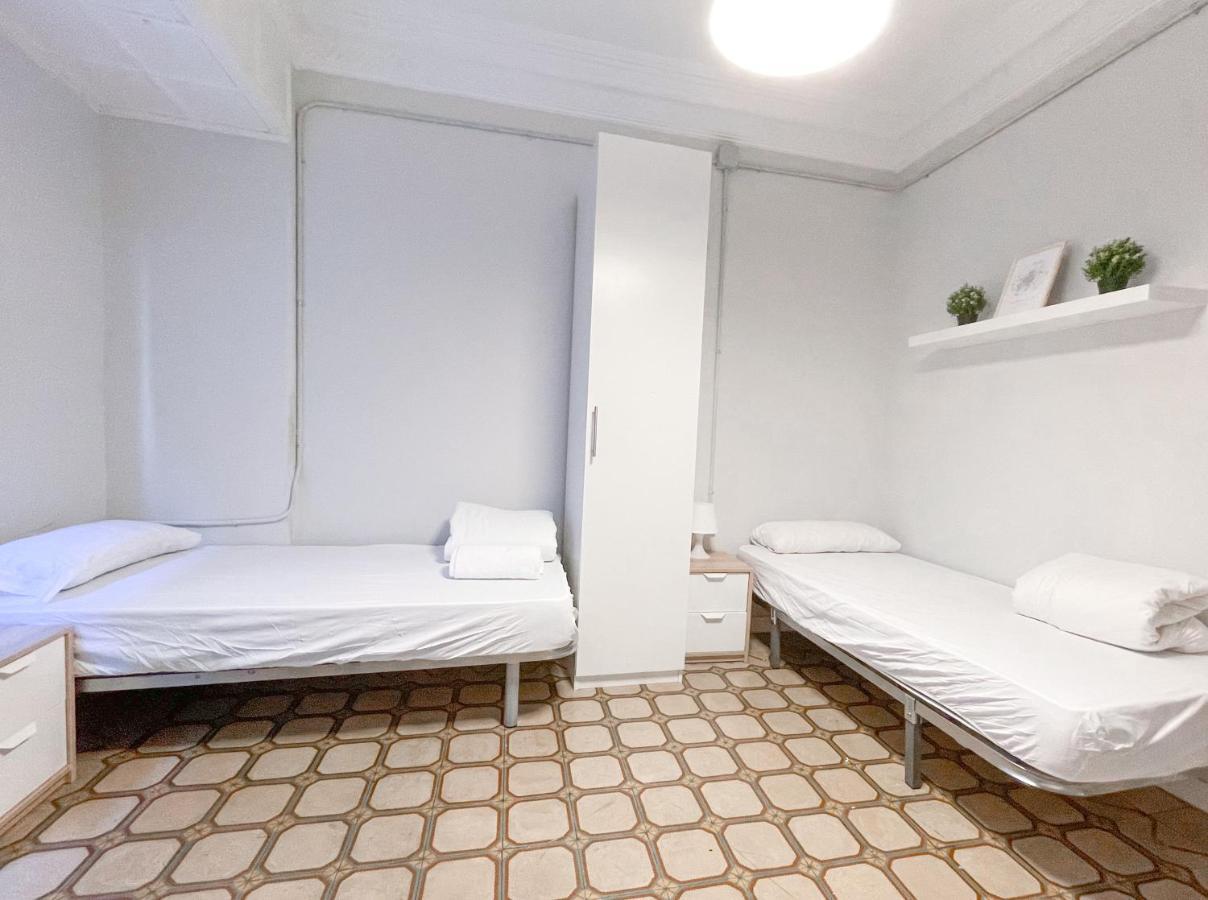 Az The Old Town Hostel - Coliving Saragosse Extérieur photo