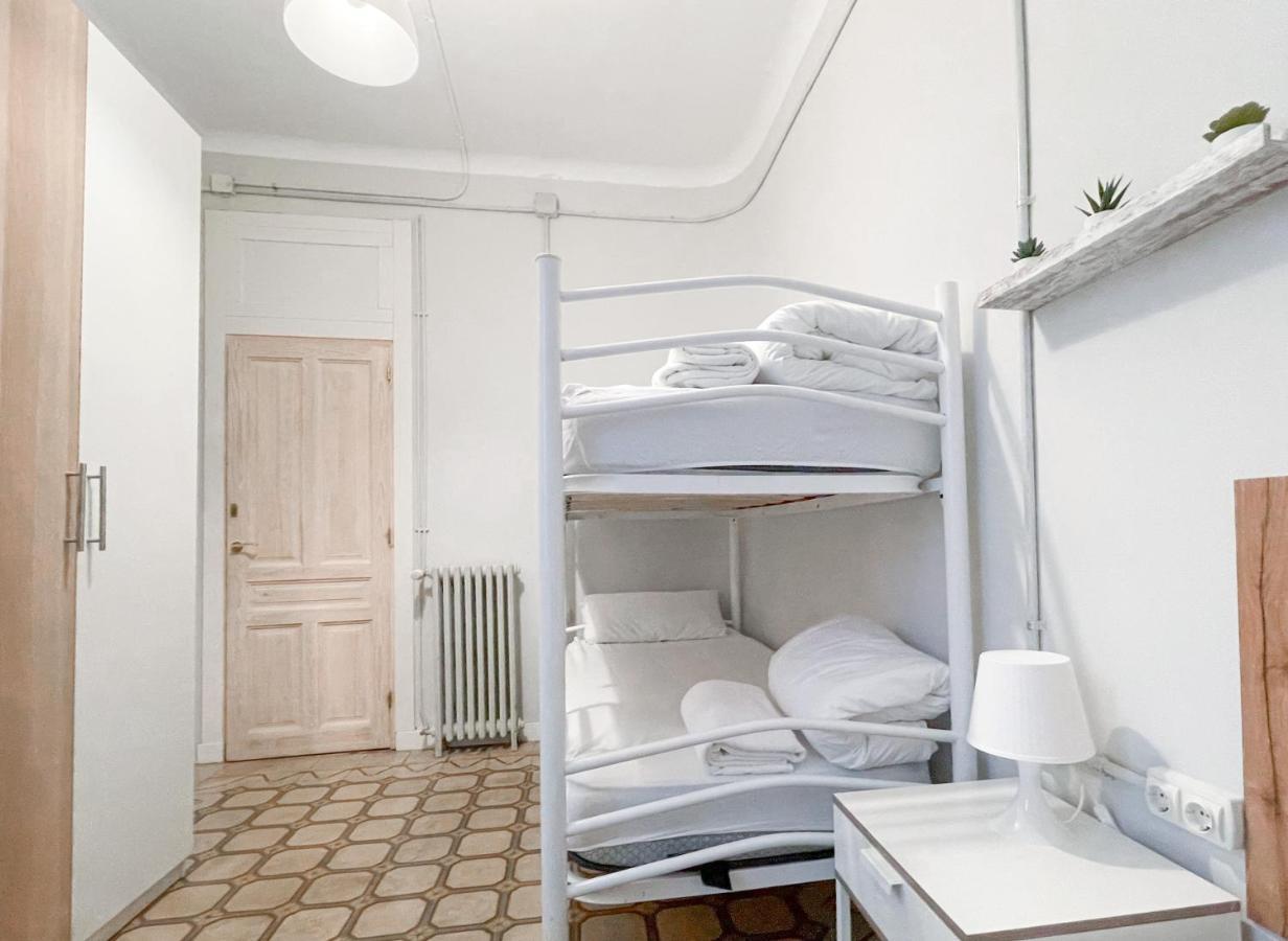 Az The Old Town Hostel - Coliving Saragosse Extérieur photo