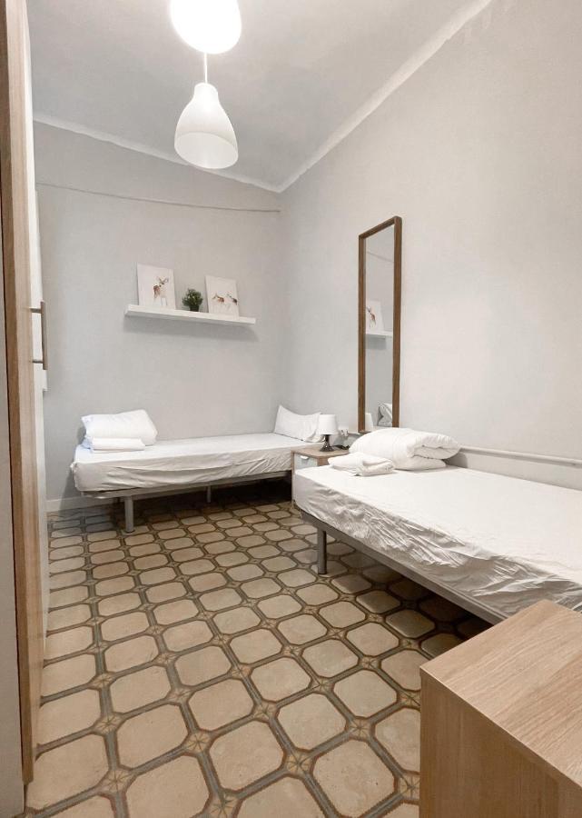 Az The Old Town Hostel - Coliving Saragosse Extérieur photo